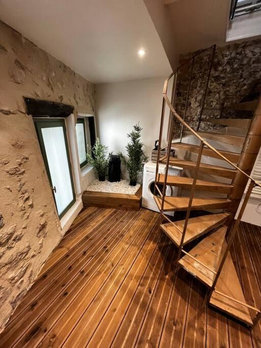Maison Suspendue Avec Jacuzzi Privatif Pont-en-Royans Extérieur photo